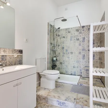 Beautiful 2br High Ceiling/50m From Timeout Market