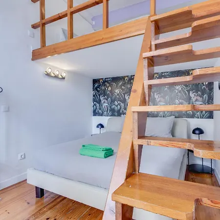 Beautiful 2br High Ceiling/50m From Timeout Market *