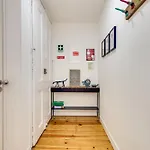 아파트 Beautiful 2br High Ceiling/50m From Timeout Market *
