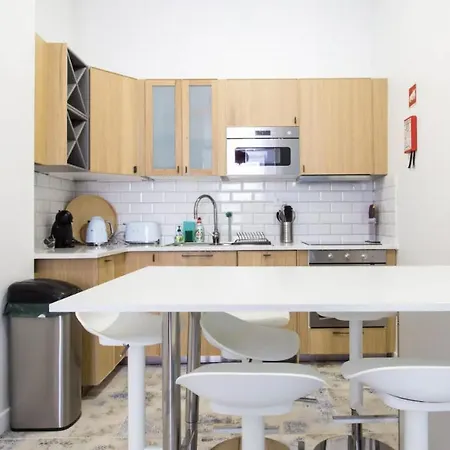 Appartement Beautiful 2br High Ceiling/50m From Timeout Market *