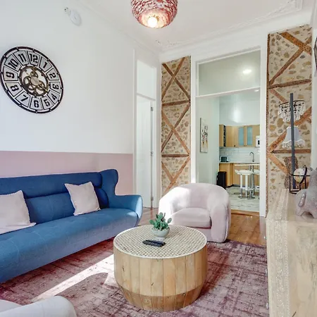 아파트 Beautiful 2br High Ceiling/50m From Timeout Market