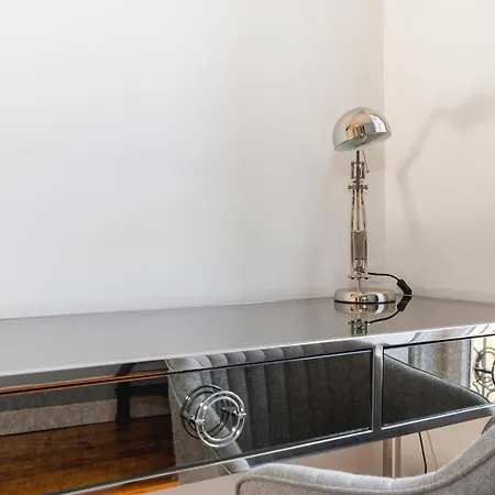 Lejlighed Beautiful 2br High Ceiling/50m From Timeout Market
