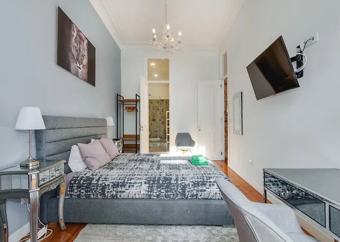 Apartman Beautiful 2br High Ceiling/50m From Timeout Market *