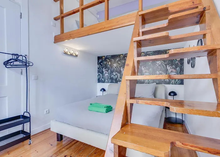 Beautiful 2br High Ceiling/50m From Timeout Market *