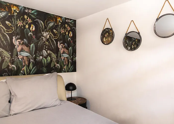 Beautiful 2br High Ceiling/50m From Timeout Market Apartman