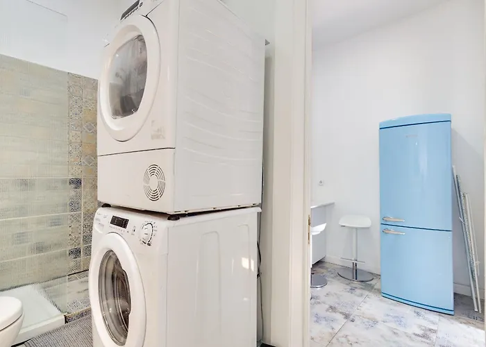 Apartman Beautiful 2br High Ceiling/50m From Timeout Market