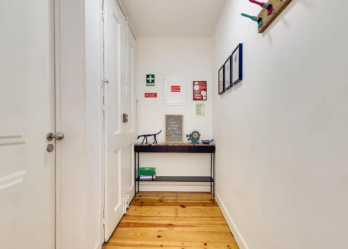 Apartman Beautiful 2br High Ceiling/50m From Timeout Market *