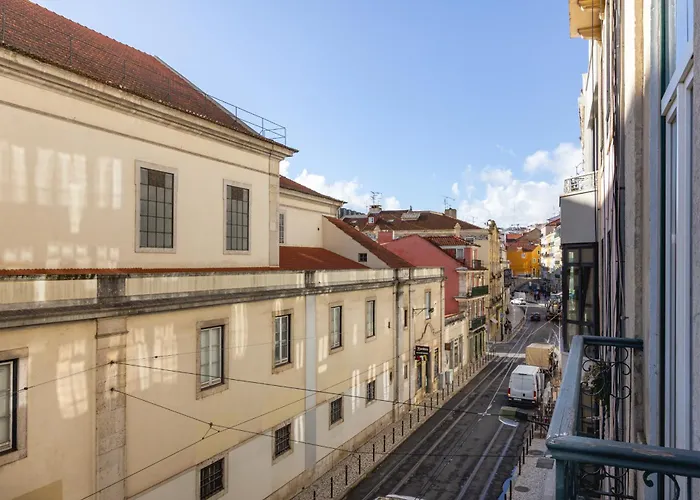 Apartman Beautiful 2br High Ceiling/50m From Timeout Market *