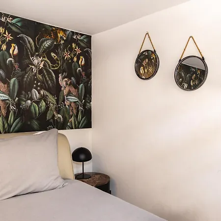 Beautiful 2br High Ceiling/50m From Timeout Market Daire