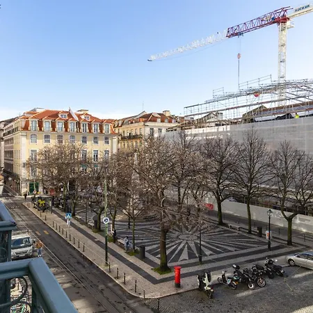 Beautiful 2br High Ceiling/50m From Timeout Market Apartment